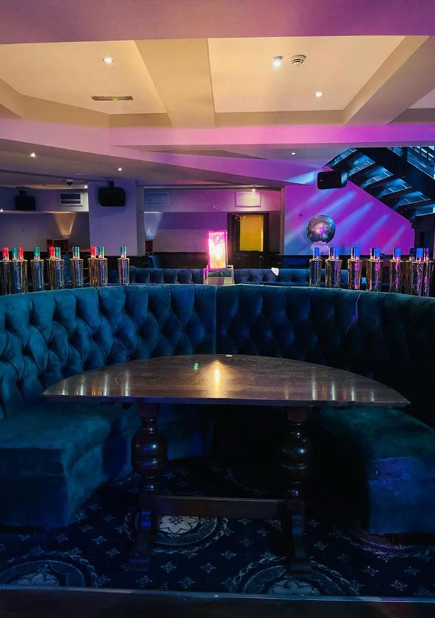 Queens Hotel Нюпорт Екстериор снимка