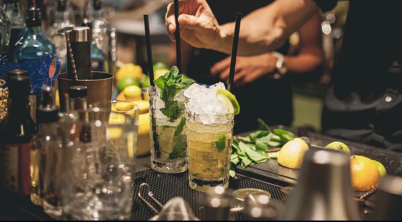 Queens Hotel Нюпорт Екстериор снимка